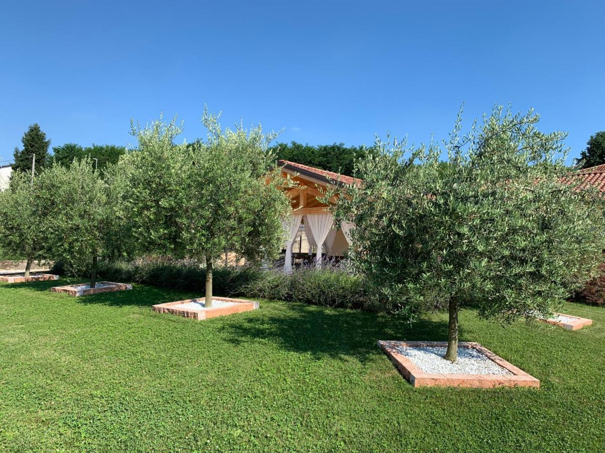 Casnate Con Bernate B&B Alciliegio מראה חיצוני תמונה